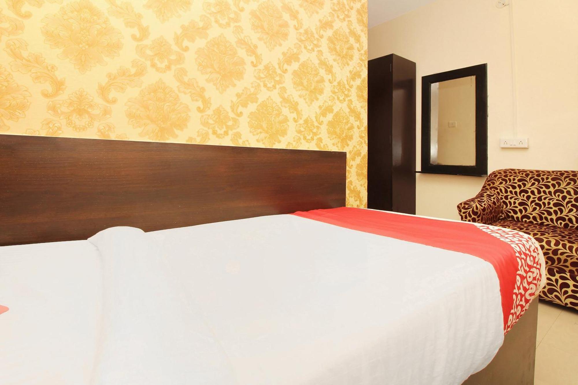 Hotel O Vasundhara Guest House Near Tankbund Secundurabad Esterno foto
